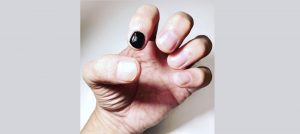 ブログ　指１本だけのマニキュア